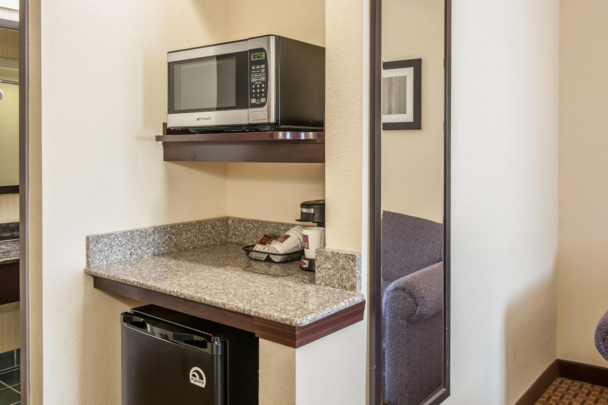 מריון Comfort Suites מראה חיצוני תמונה