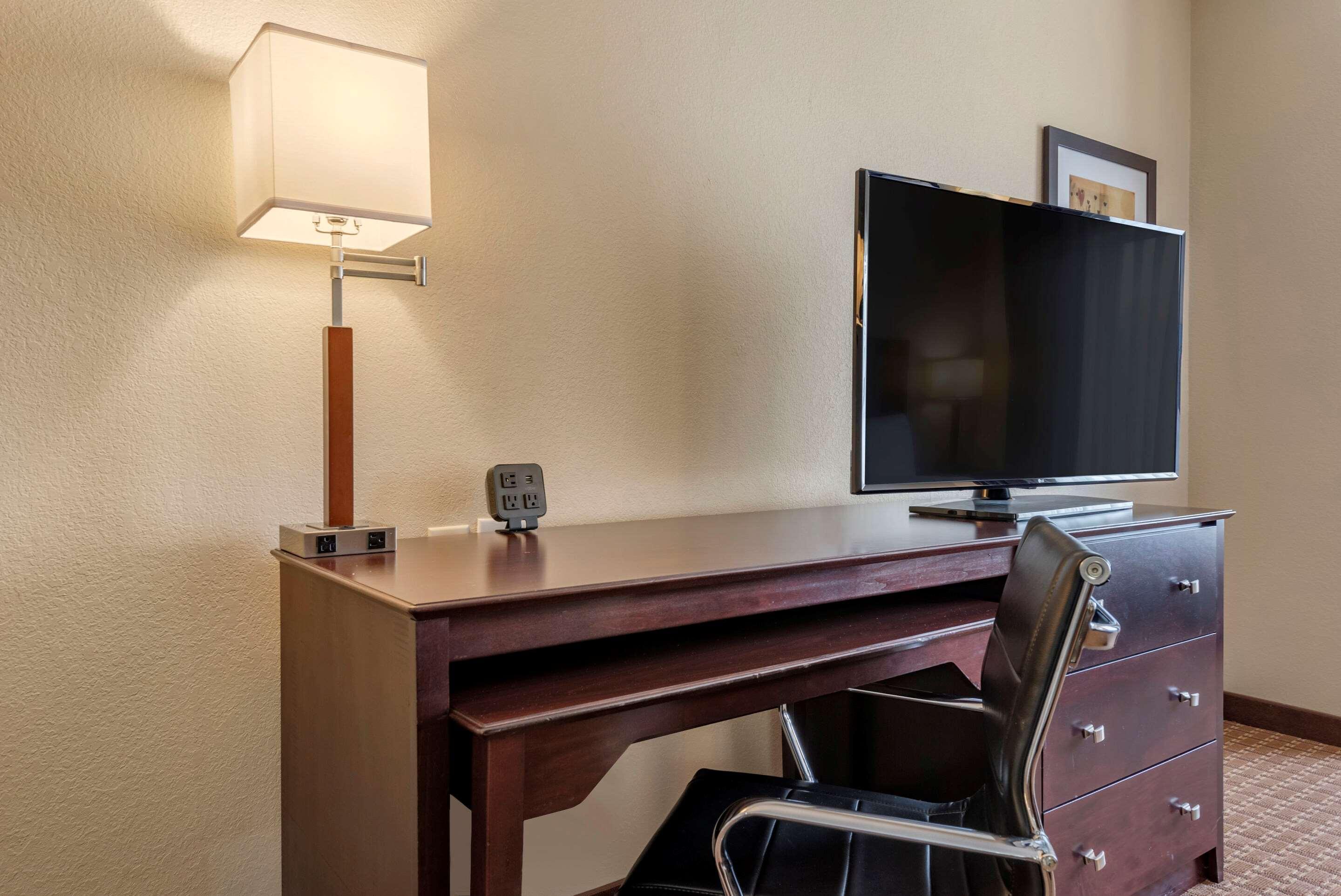 מריון Comfort Suites מראה חיצוני תמונה