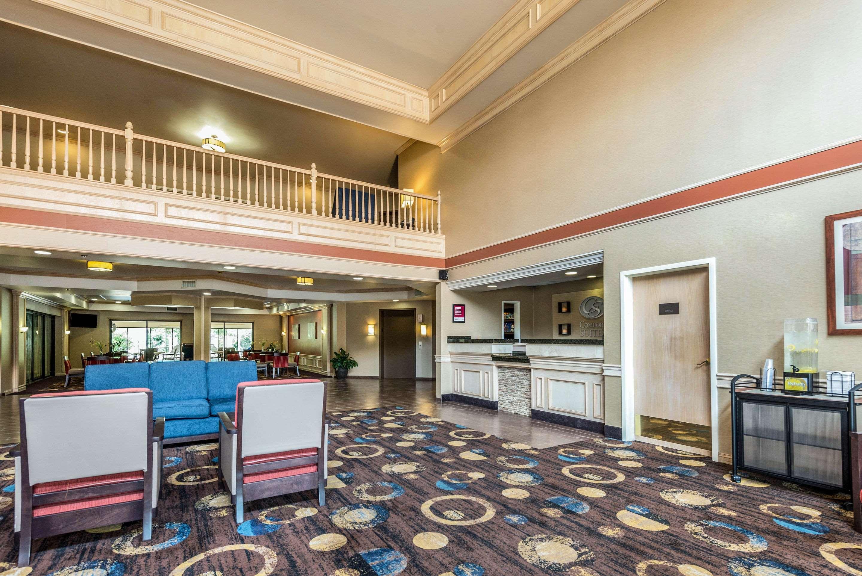 מריון Comfort Suites מראה חיצוני תמונה